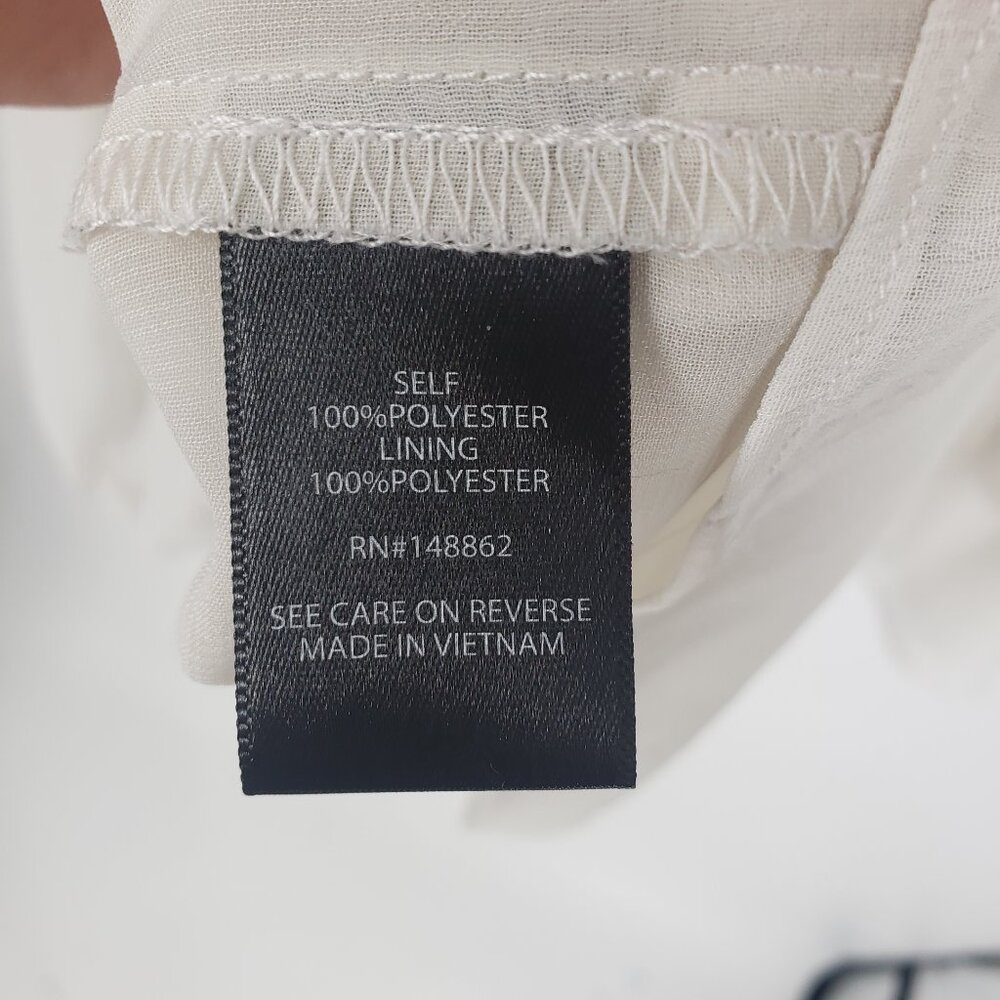 3/$25 422 Torrid Ruffle Top L Surplice V Neck Long Sleeve Blouse Cream Tiered 0 - Picture 8 of 9